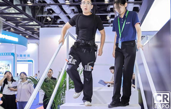 直擊新品首發(fā)首秀！2025福祉博覽會第二天多圖來襲！