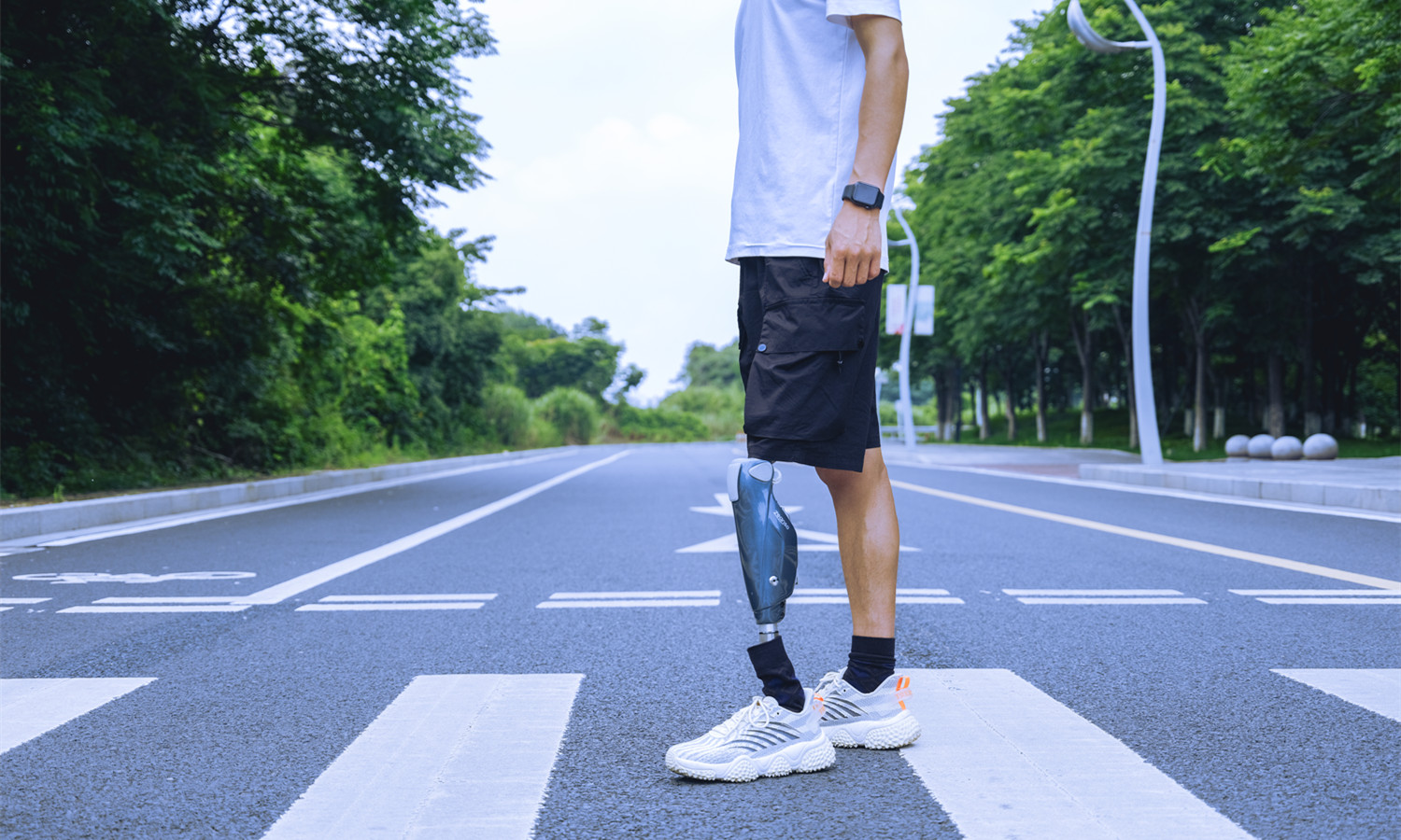 臻行科技智能膝關(guān)節(jié)-臻行&middot;吉光