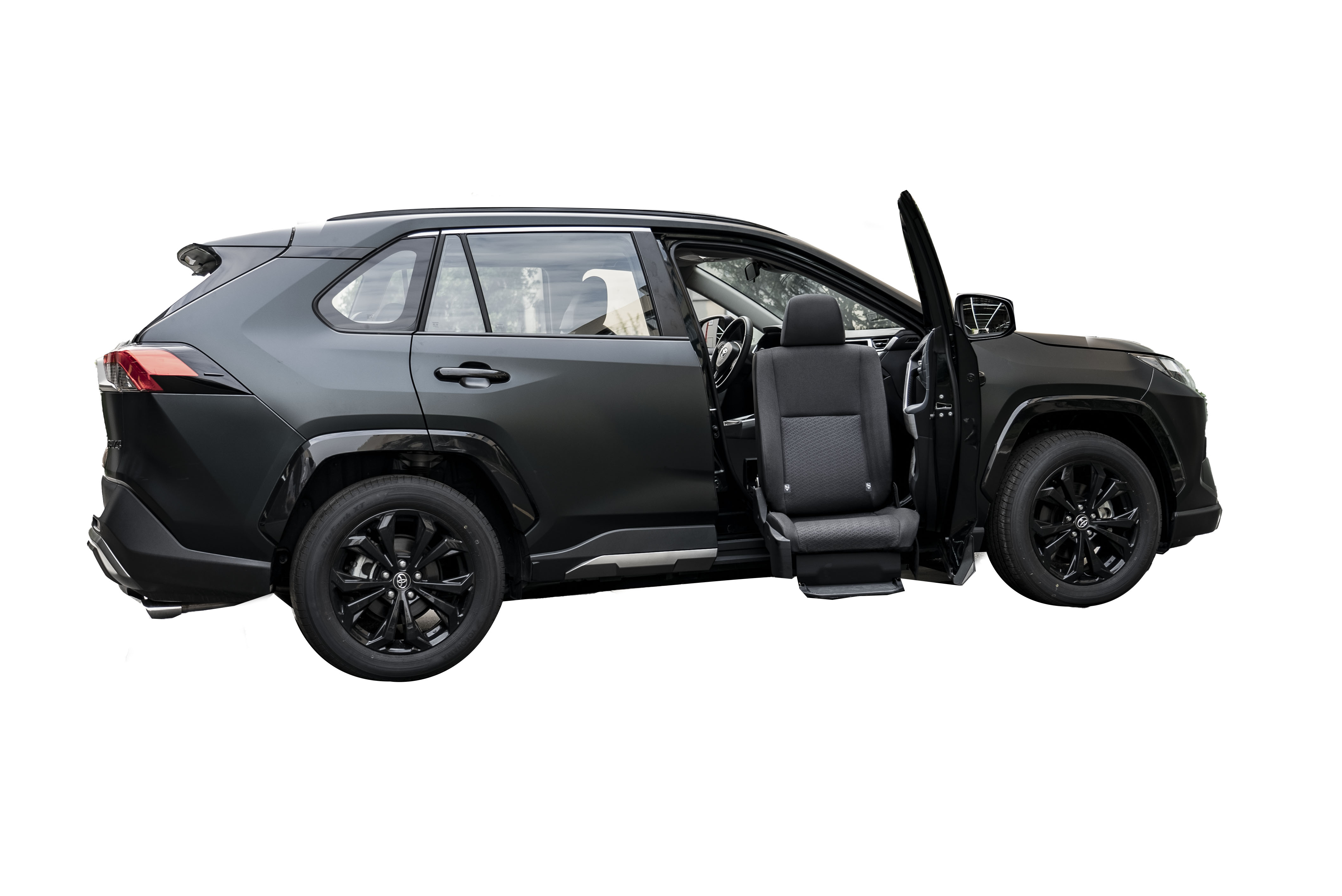 榮放RAV4福祉試作車